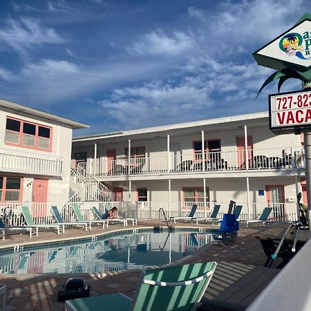 Oasis Palms Resort St. Pete Beach Esterno foto