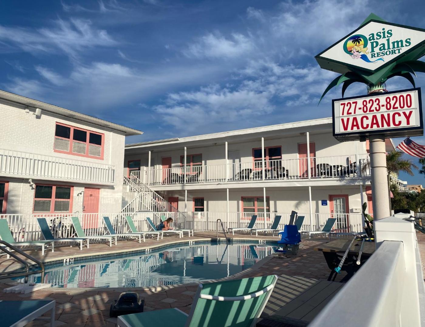 Oasis Palms Resort St. Pete Beach Esterno foto